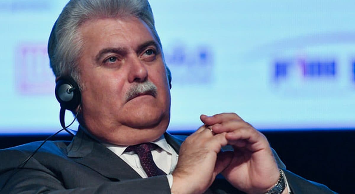 Кадровые перестановки: Храмов советник Сбербанка