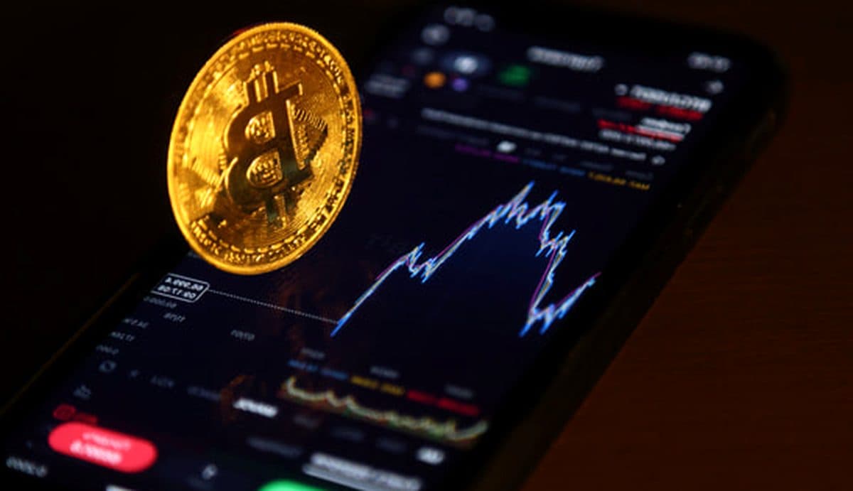 Криптовалюты: Банк России предупреждает о высоких рисках